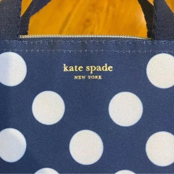 Kate Spade New York Insulated Lunch Bag Navy Jumbo Dot - Picture 6 of 6